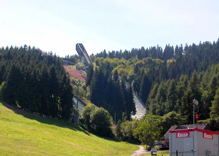 Am Schloessel 公寓 *