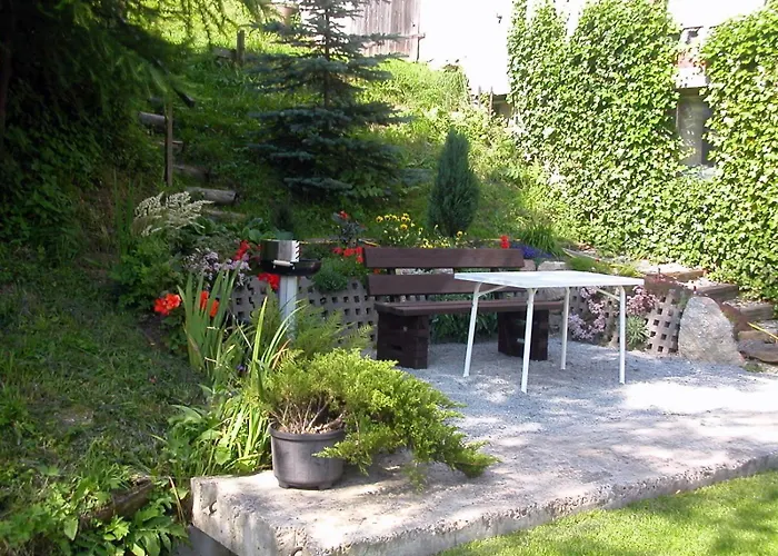 Am Schloessel 公寓 *